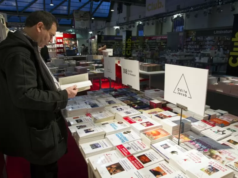 Estante de libros