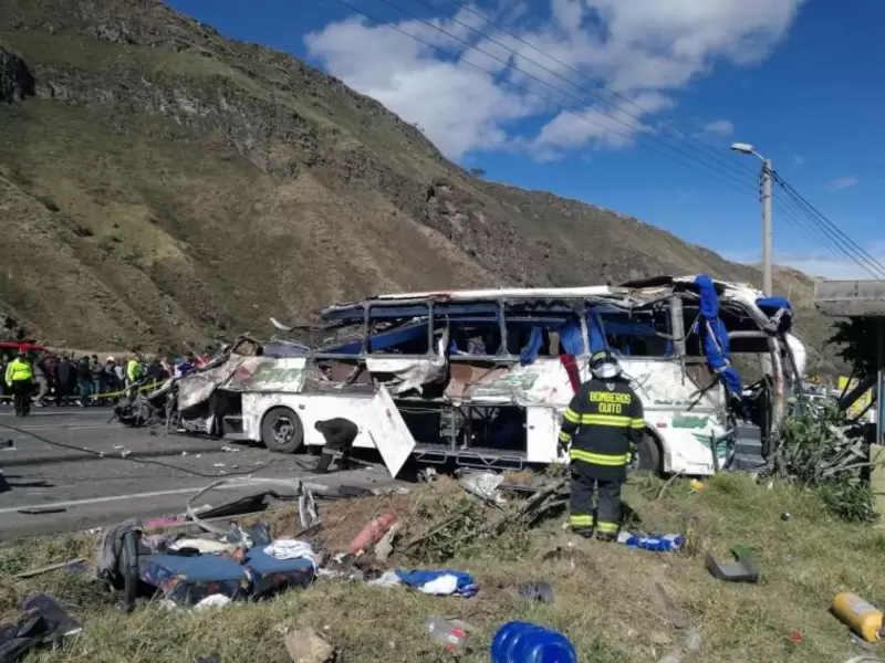 La zona del accidente de bus en Ecuador.
