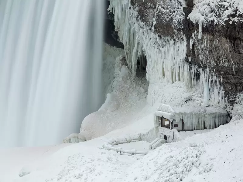 Las Cataratas del Niágara, ubicadas en la frontera entre Estados Unidos y Canadá