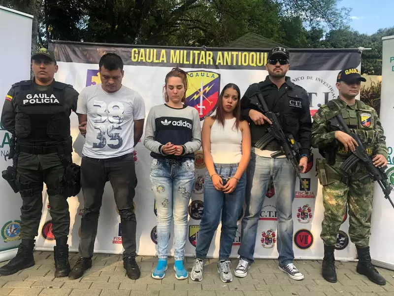 Tres de los cuatro capturados por drogar y asesinar al profesor turco. Foto: Alcaldía de Medellín
