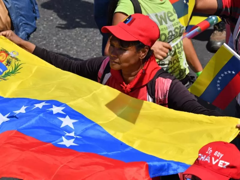 Venezolanos en Caracas
