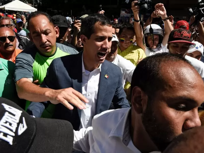 Juan Guaidó marcó en Caracas junto a cientos de miles de opositores