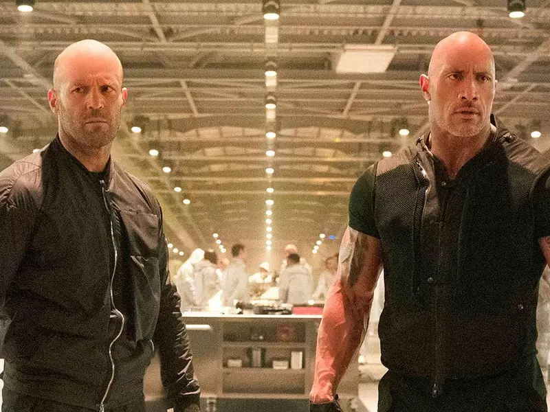 Jason Statham y Dwayne Johnson en Hobbs and Shaw Jason Statham y Dwayne Johnson en Hobbs and Shaw