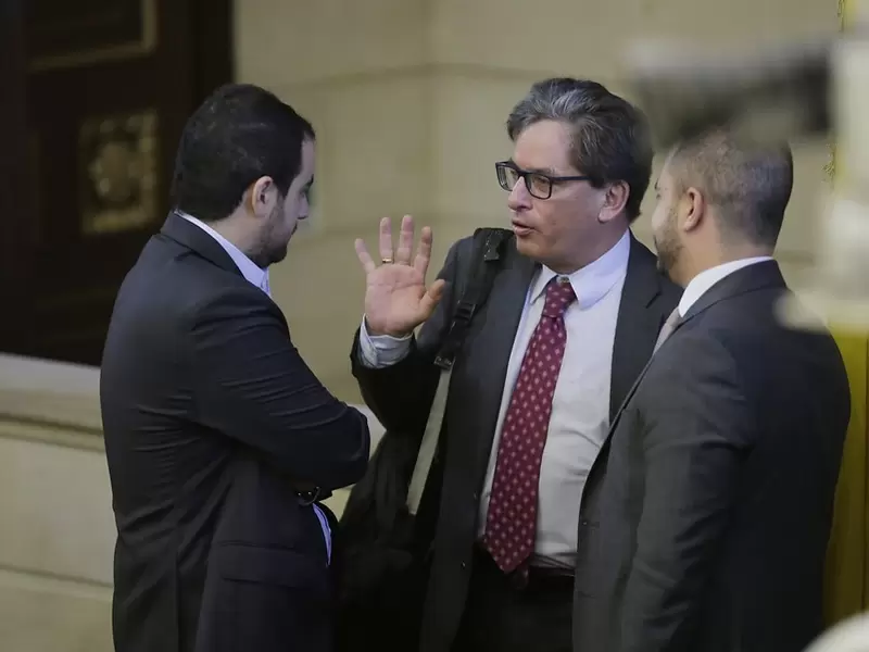 El ministro de Hacienda, Alberto Carrasquilla, en el Congreso de la República