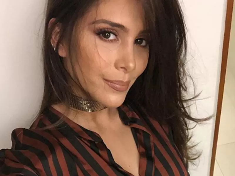 La cantante llevaba bastante tiempo sin publicar una de sus sensuales fotografías en vestido de baño.