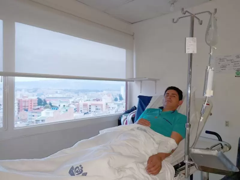 Moisés Fora Vargas lleva seis días hospitalizado por las agresiones que habría recibido del comandante de Policía de Siachoque (Boyacá) y de otro uniformado.