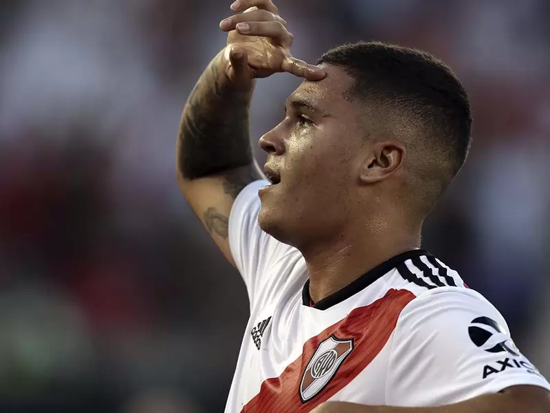 Juan Fernando Quintero celebrando un gol con River Juan Fernando Quintero celebrando un gol con River