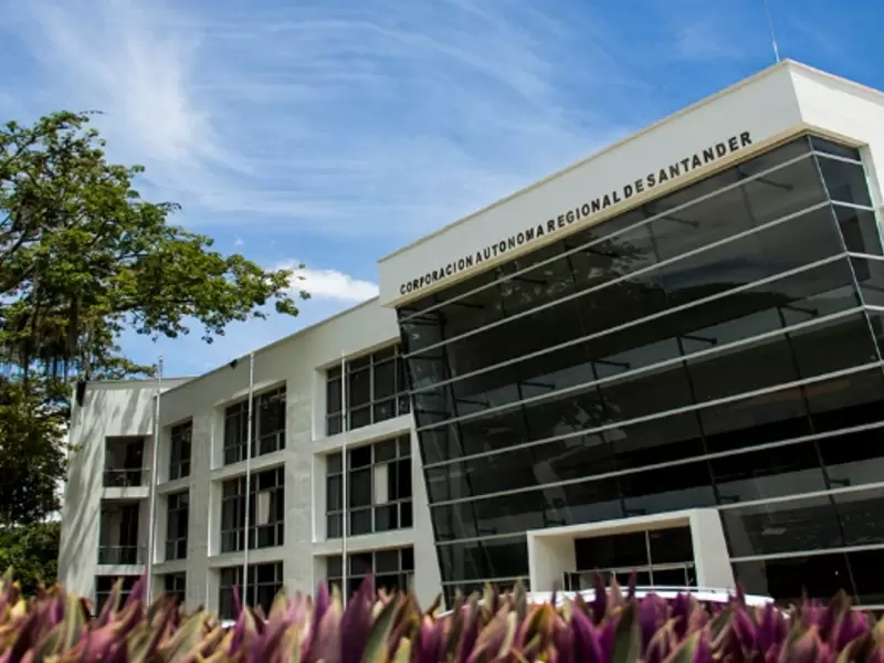 La Corporación Autónoma Regional de Santander tiene su sede en San Gil.