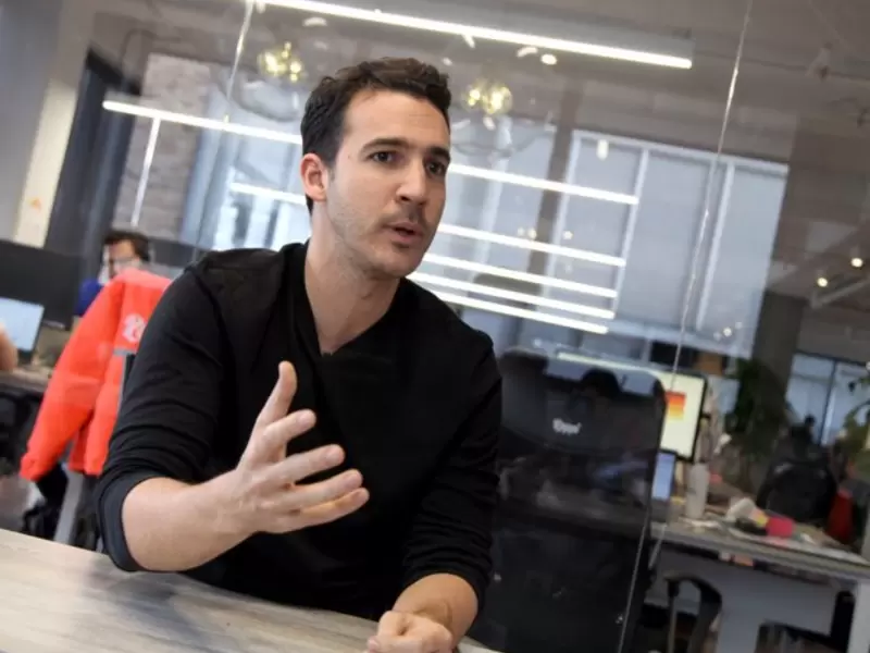 Simón Borrero, fundador de Raapi y mejor empresario del año.