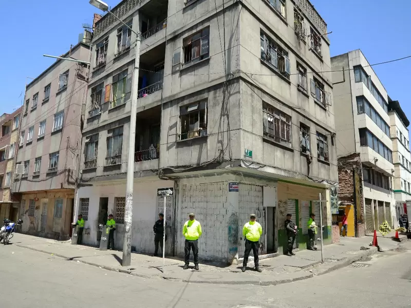 Ocupan millonarios bienes de red de tráfico de droga 'La Casona' en Bogotá