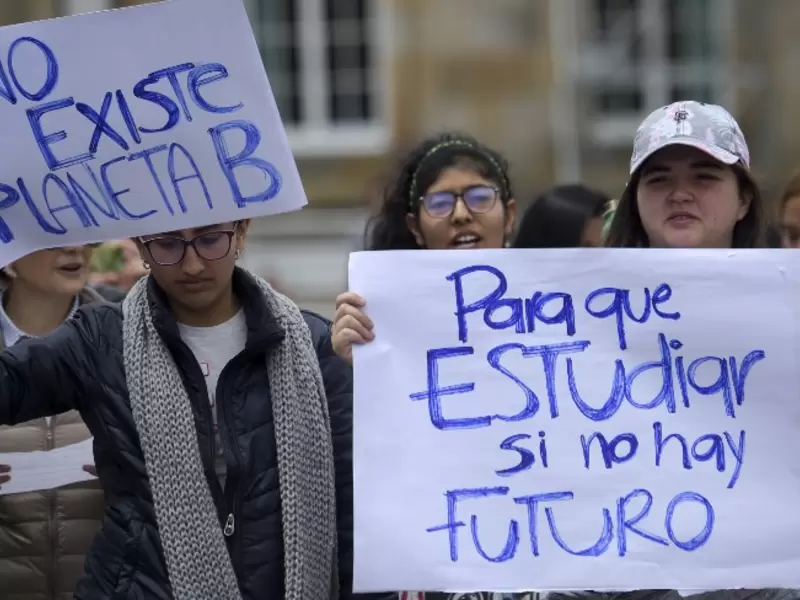 Protestas contra el cambio climático en Bogotá, por parte de jóvenes