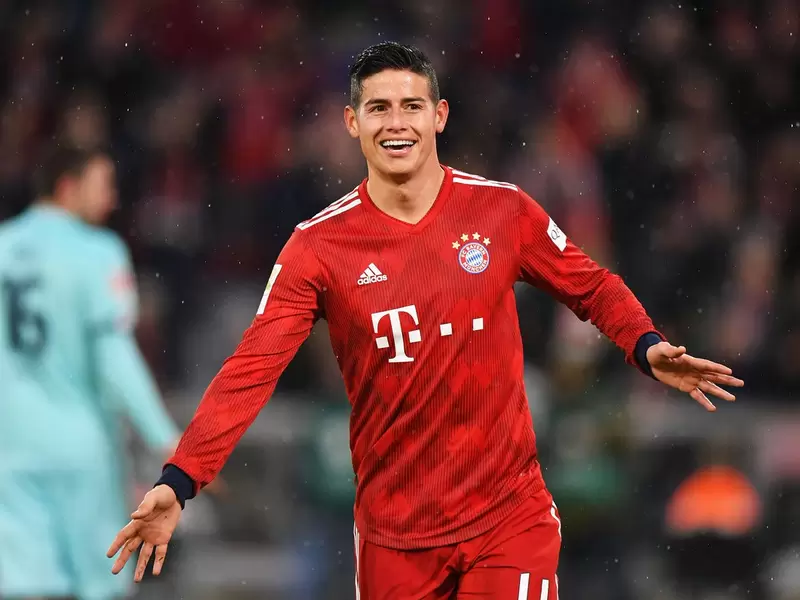James Rodríguez con la camiseta del Bayern Múnich James Rodríguez con la camiseta del Bayern Múnich