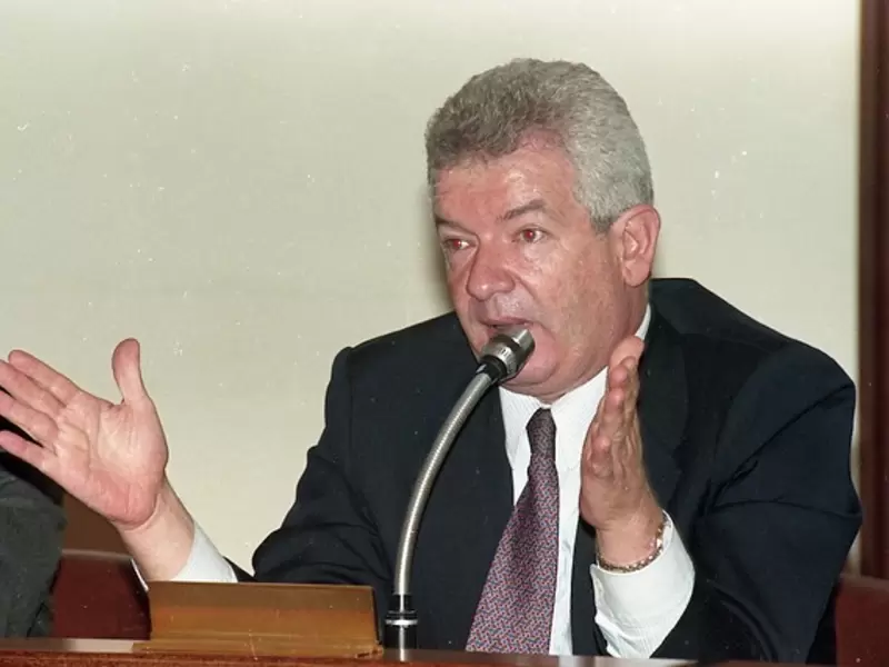 MARIO URIBE MARIO URIBE