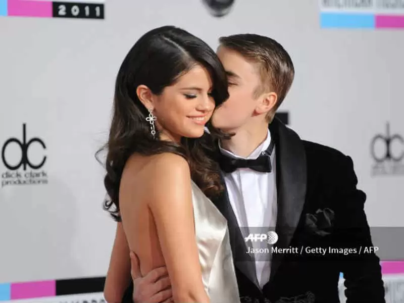 Selena Gómez y Justin Bieber. Selena Gómez y Justin Bieber.