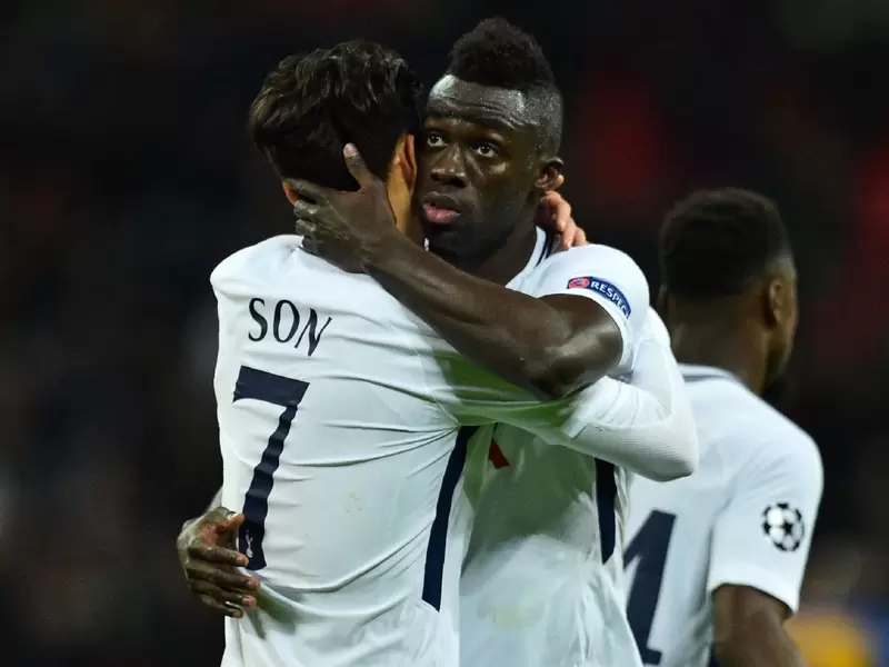 Son Heung-Min y Dávinson Sánchez Son Heung-Min y Dávinson Sánchez