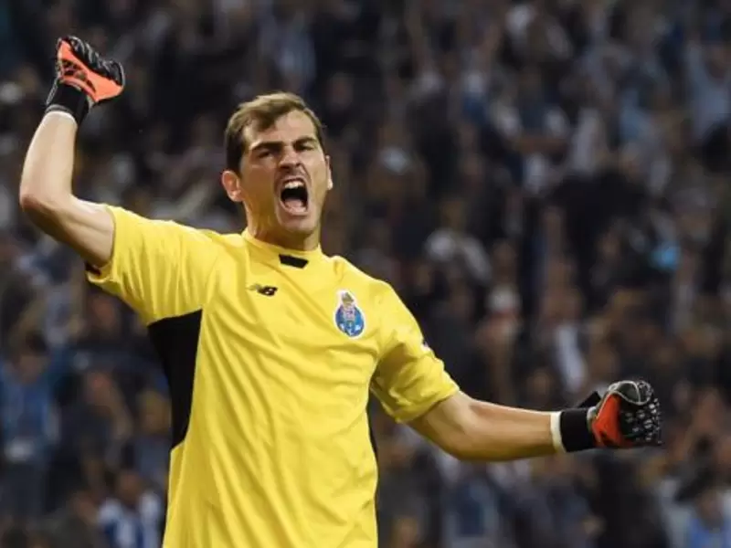 Iker Casillas, arquero español Iker Casillas, arquero español