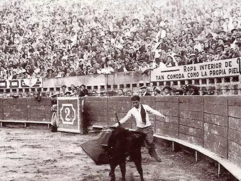 Se mantienen también las peleas de gallos y otros espectáculos
