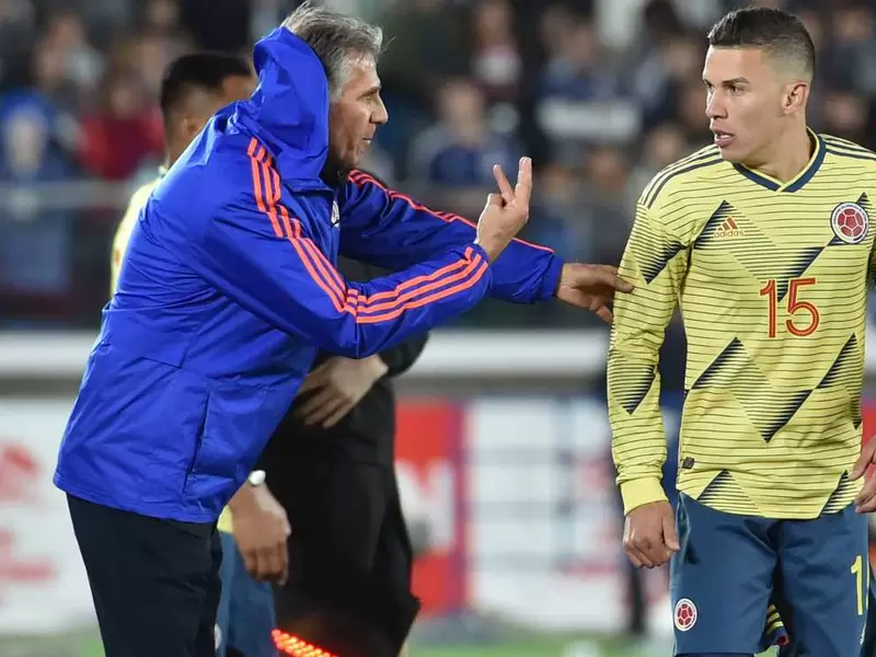 Carlos Queiroz y Mateus Uribe