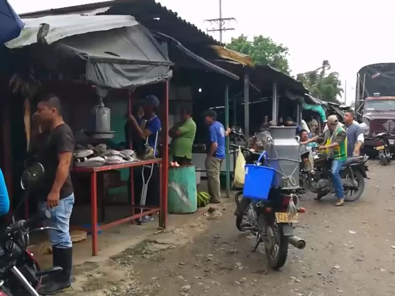 PLAZA DE MERCADO DE PUTUMAUYO