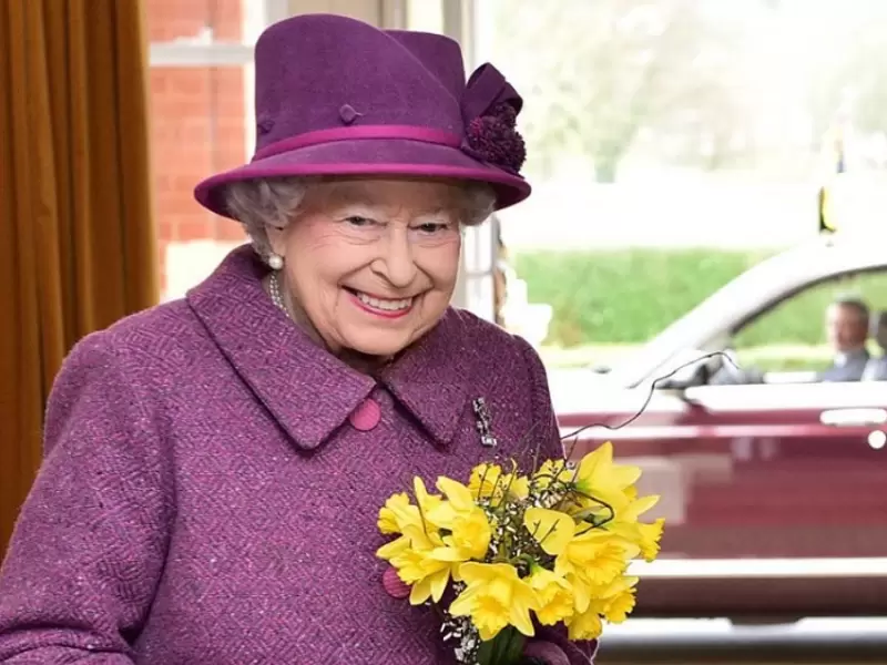Reina Isabel II