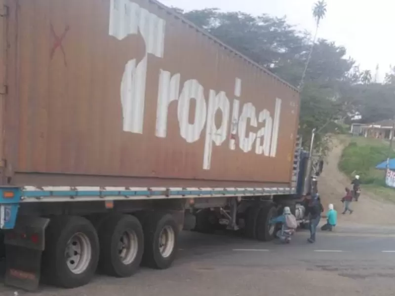 Vía Popayán Cali
