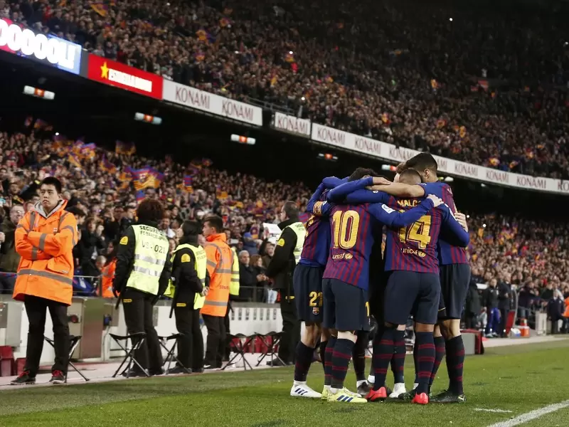 Jugadores del FC Barcelona celebrando un gol Jugadores del FC Barcelona celebrando un gol