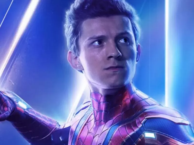 Tom Holland como Spider-Man en Avengers Tom Holland como Spider-Man en Avengers