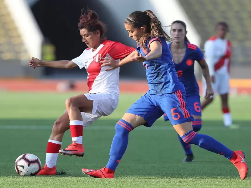 Selección Colombia Femenina golea 4-0 a Perú