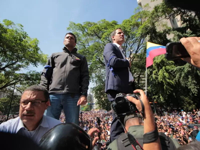 Leopoldo López libre suma esfuerzos a Juan Guaidó