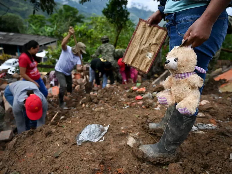 Rosas (Cauca) en medio de la remoción de escombros tras el deslizamiento