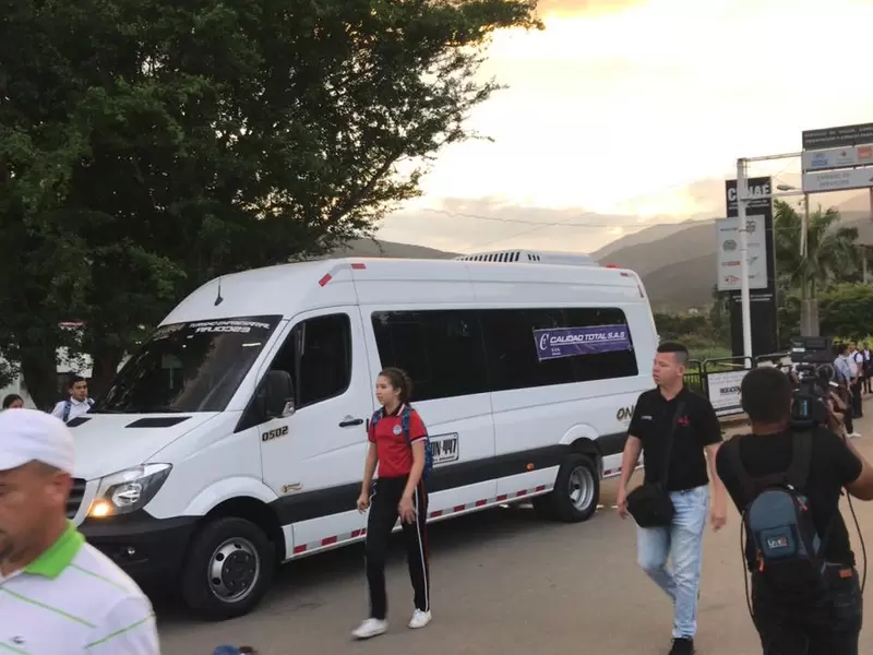 Transporte escolar en la frontera