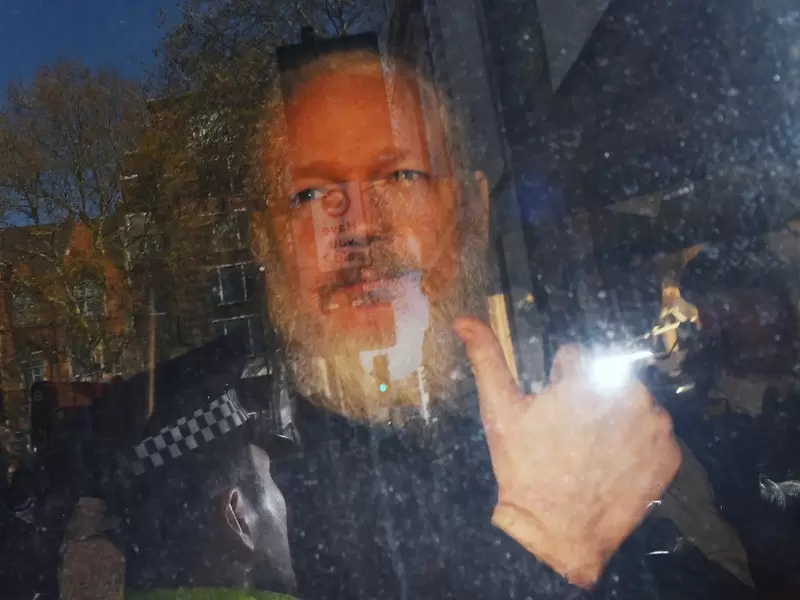 Capturan a Julian Assange