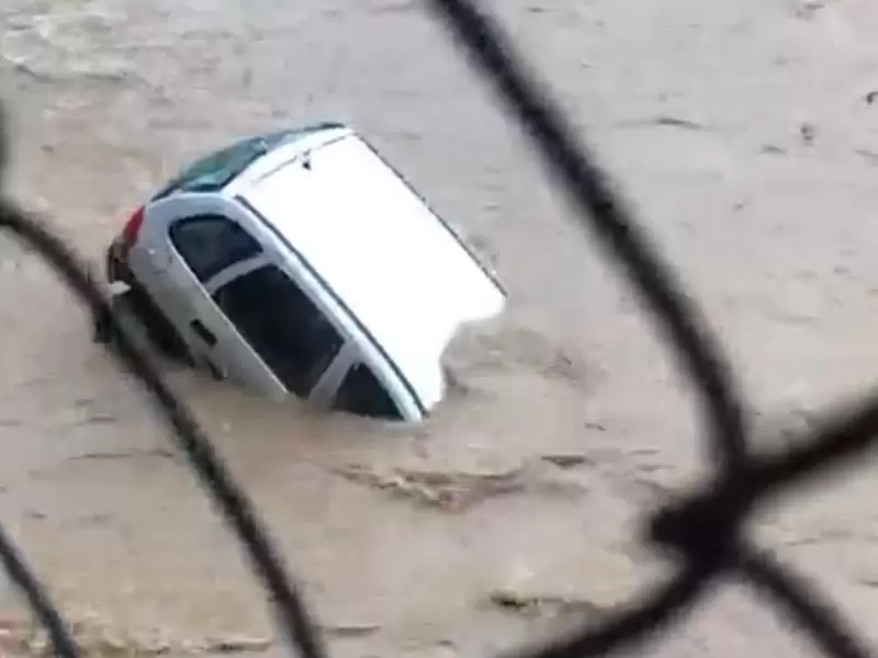 Emergencia por desbordamiento de la quebrada Santa Elena, en Medellín