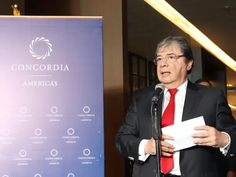 El Canciller Carlos Holmes Trujillo El Canciller Carlos Holmes Trujillo