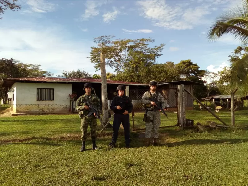 OPERATIVO CONTRA TESTAFERROS DE LAS FARC OPERATIVO CONTRA TESTAFERROS DE LAS FARC