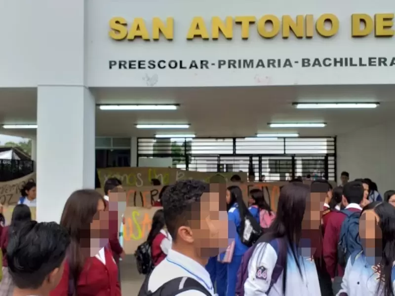 Estudiantes plantón