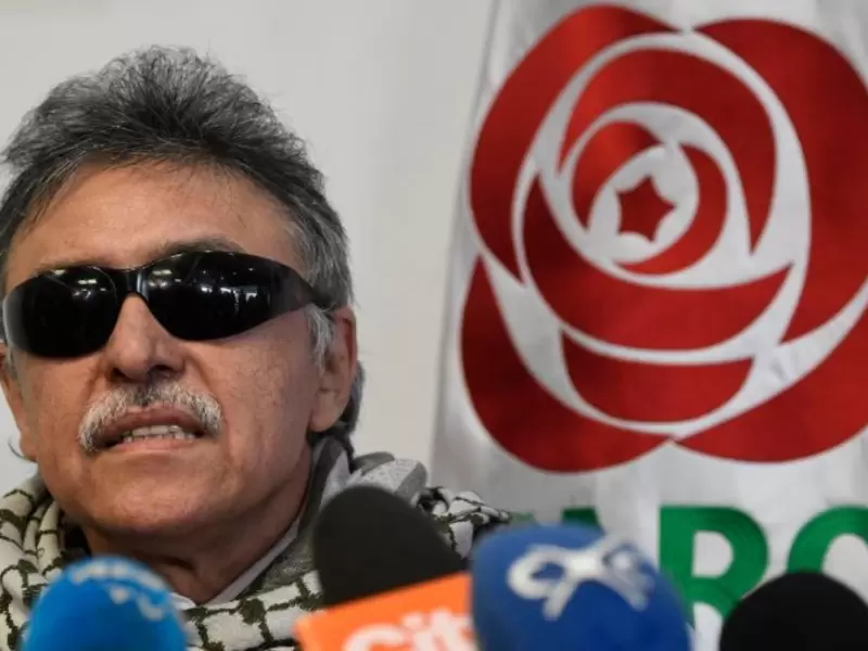 Liberan a Santrich