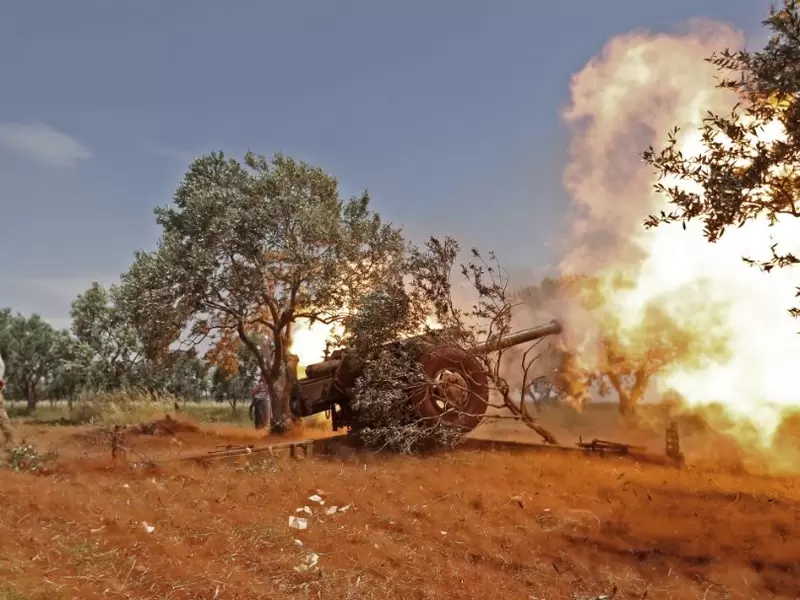Continúan los bombardeos en Idlib, Siria
