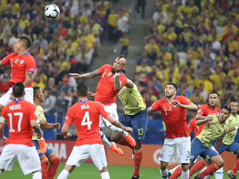 Colombia enfrentó a una Chile rocosa que impidió hacer un juego fluido.