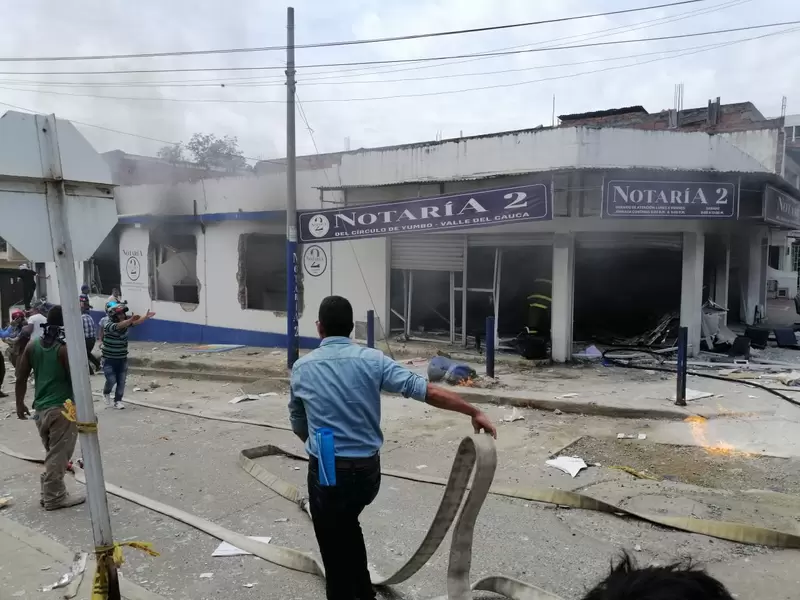 Explosión en notaría de Yumbo, Valle Explosión en notaría de Yumbo, Valle