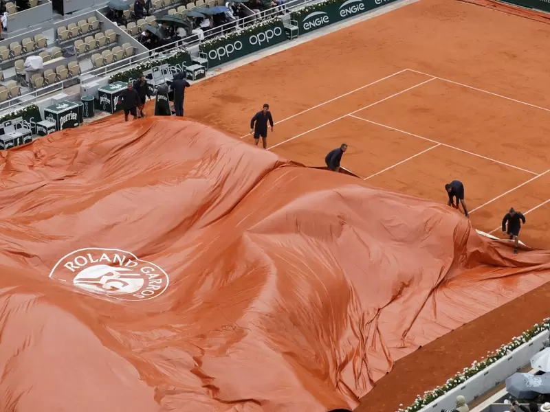Cancha Roland Garros-Suspendido