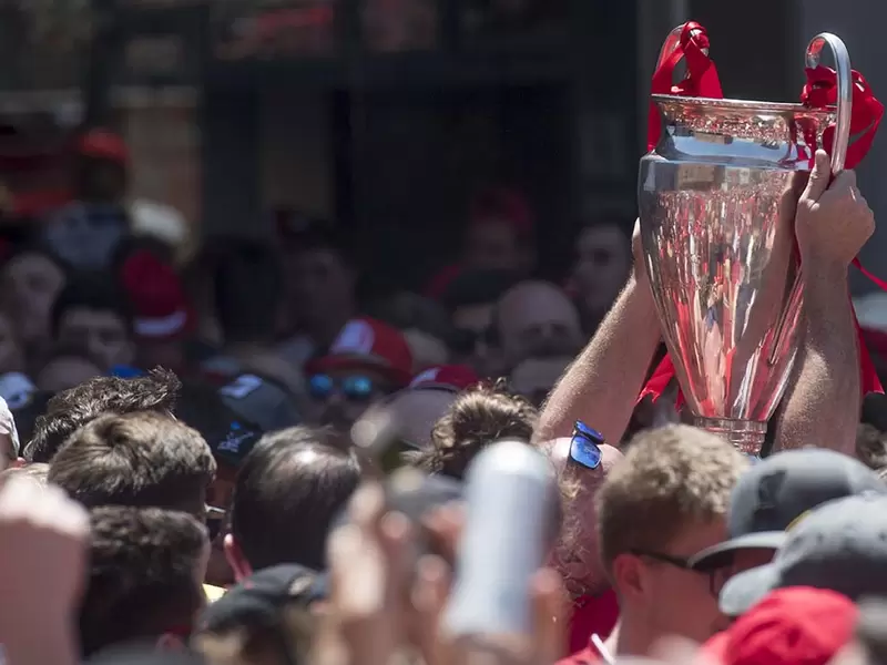 Hinchas del Tottenham y Liverpool así respiran la final de Champions