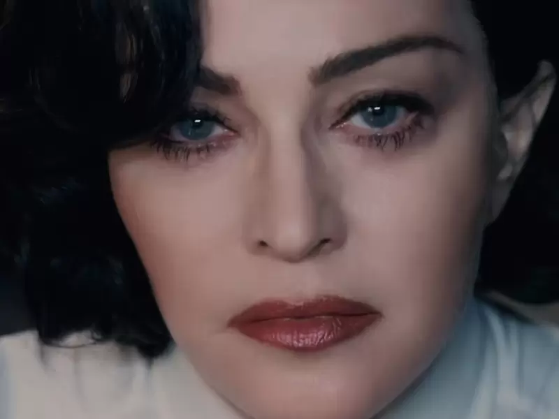 Madonna publicó un nuevo video musical que ha generado controversia en sus seguidores