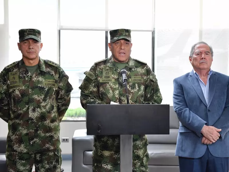 Min Defensa y General
