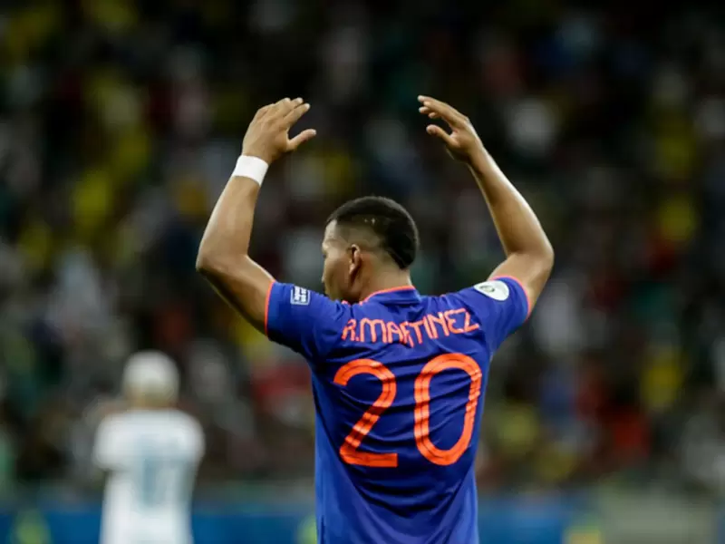 Roger Martínez, con la Selección Colombia, anoto un gol definitivo ante Argentina.