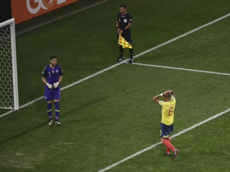 William Tesillo falló el penal decisivo en el Colombia vs Chile por Copa América William Tesillo falló el penal decisivo en el Colombia vs Chile por Copa América