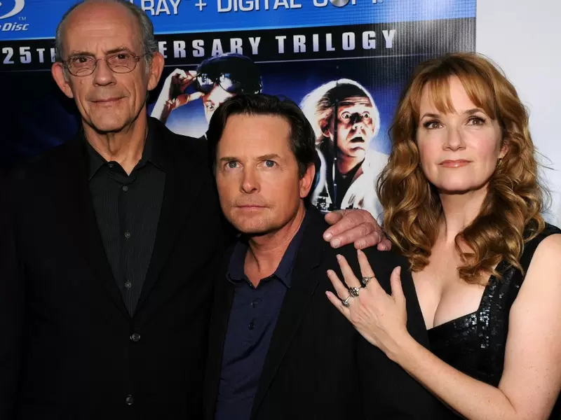 Los actores de Volver al Futuro Christopher Lloyd, Michael J. Fox y Lea Thompson Los actores de Volver al Futuro Christopher Lloyd, Michael J. Fox y Lea Thompson