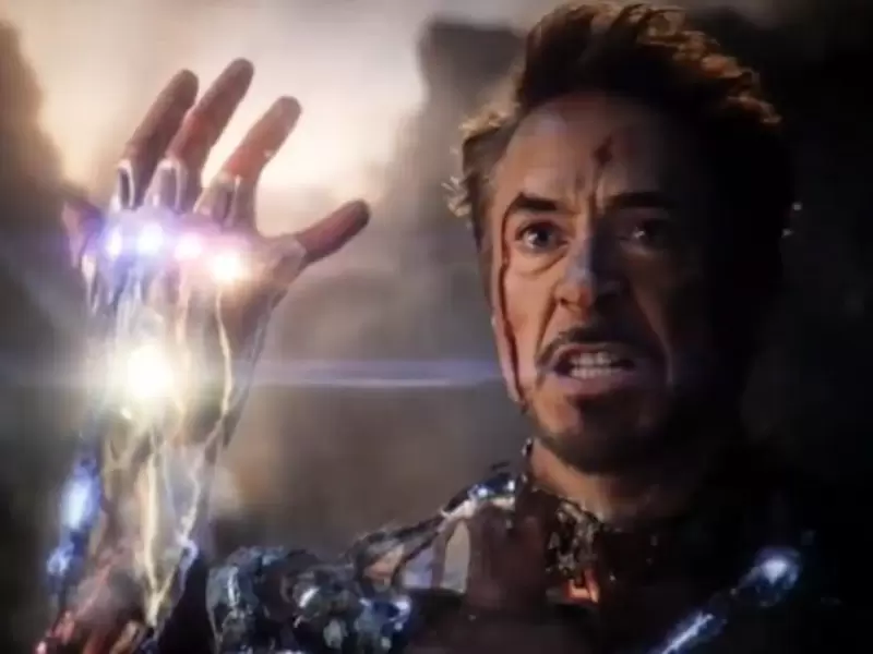 Robert Downey Jr. como Iron Man (Tony Stark) en Avengers: Endgame