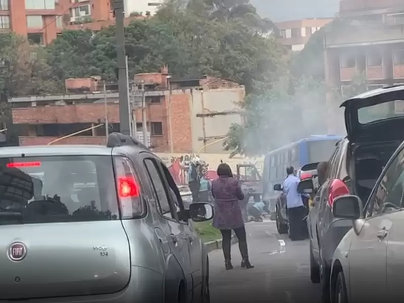 Incendio de bus SITP