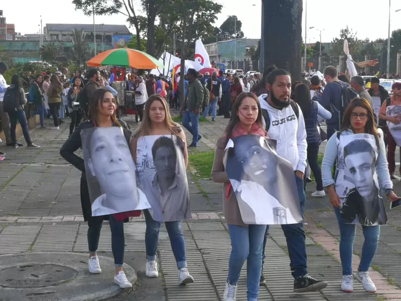 Marcha en pro de los líderes sociales, en Bogotá